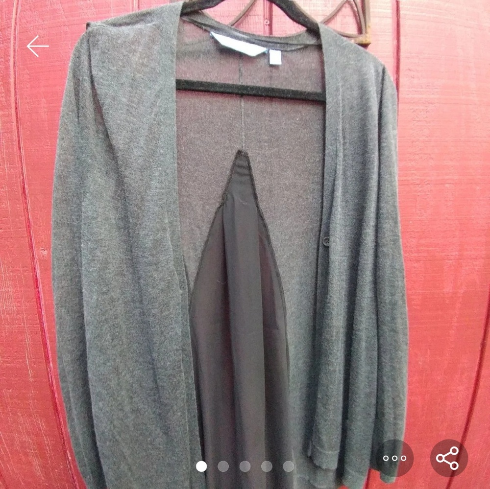 Single button sweater - Picture 2 of 4